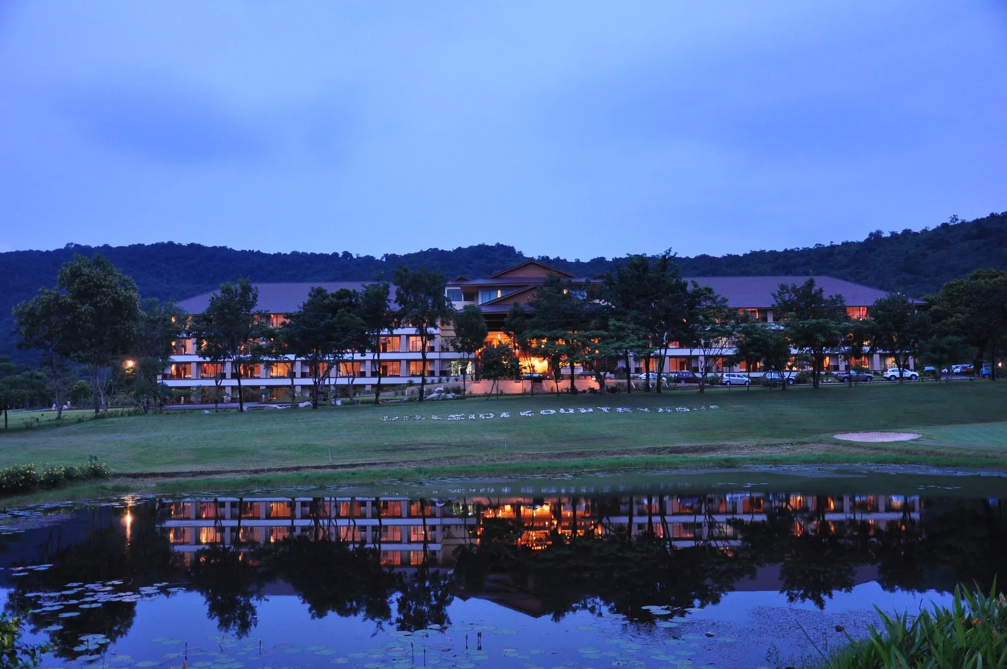 Hillside Country Home 이미지 6