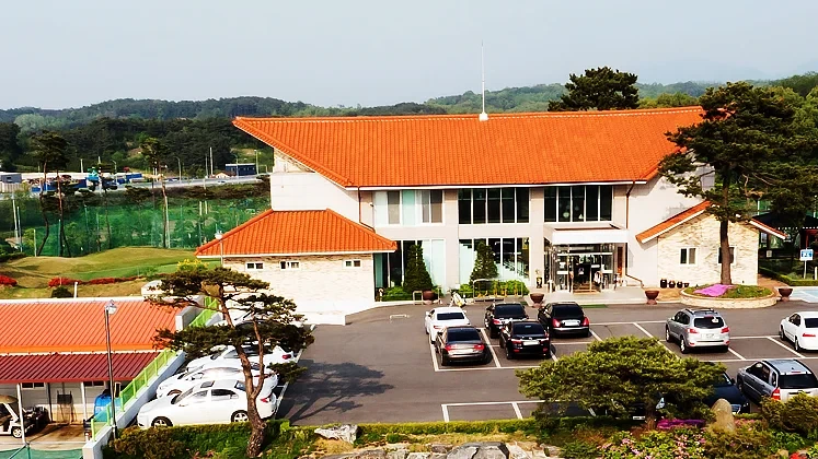 청주 파인파 CC 이미지 2